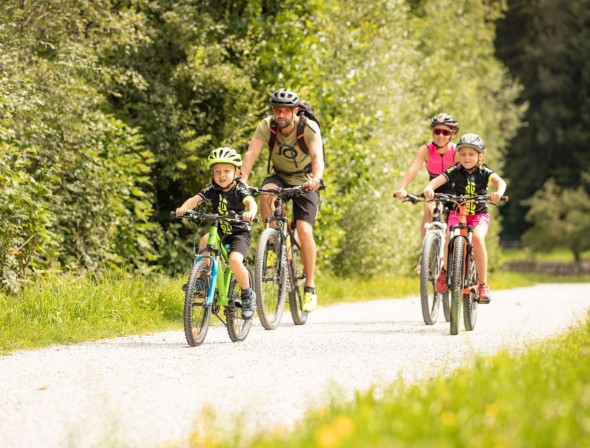 Time with the family on summer vacation © Salzburger Sportwelt